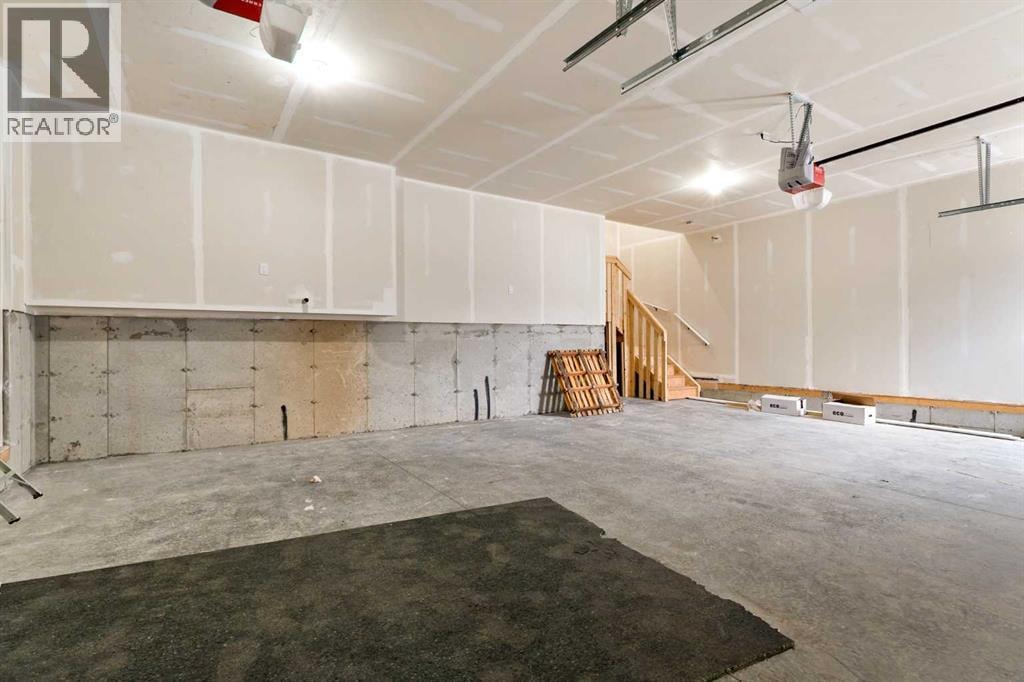 716 Mandalay Avenue — photo 47