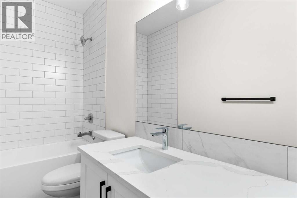 716 Mandalay Avenue — photo 33