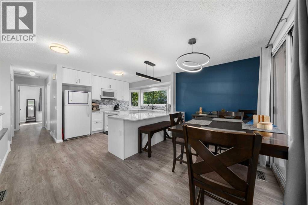 24 Cedardale Rise SW — photo 6
