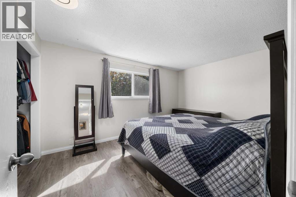 24 Cedardale Rise SW — photo 12