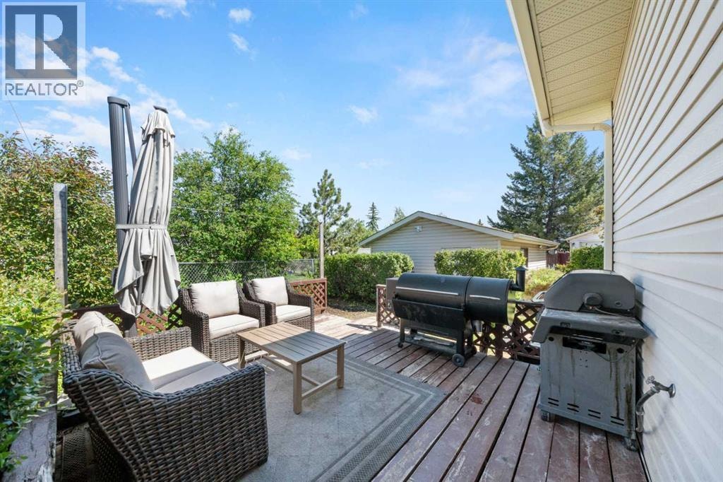 24 Cedardale Rise SW — photo 31