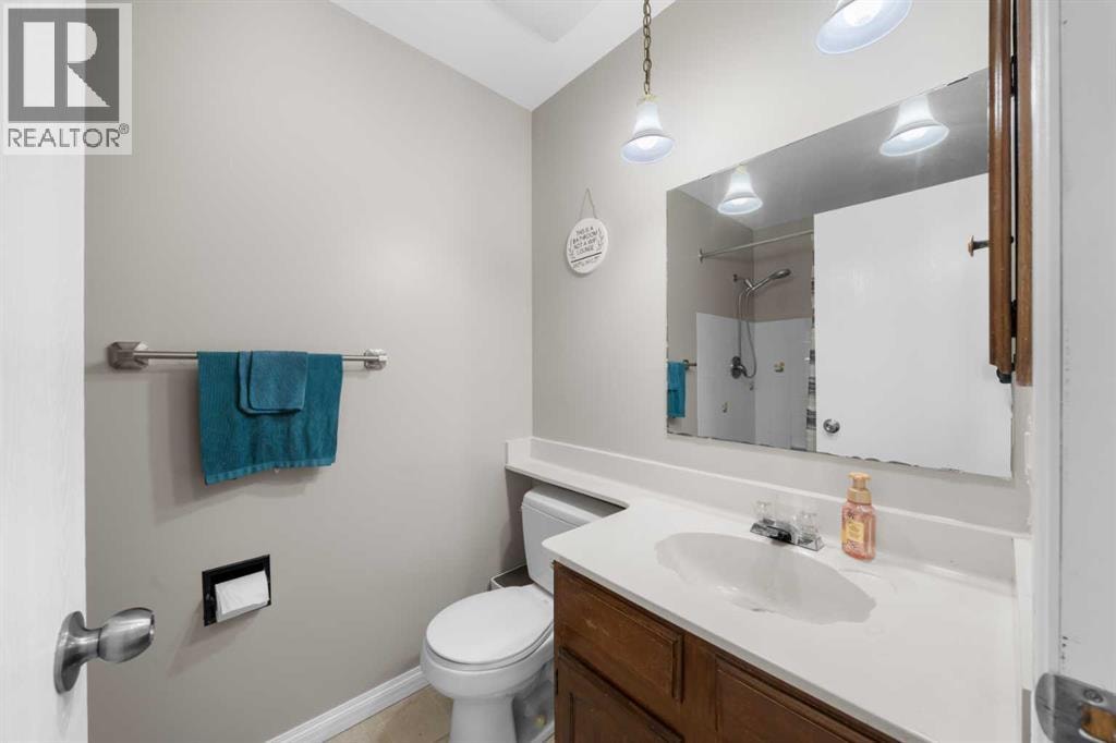 24 Cedardale Rise SW — photo 10