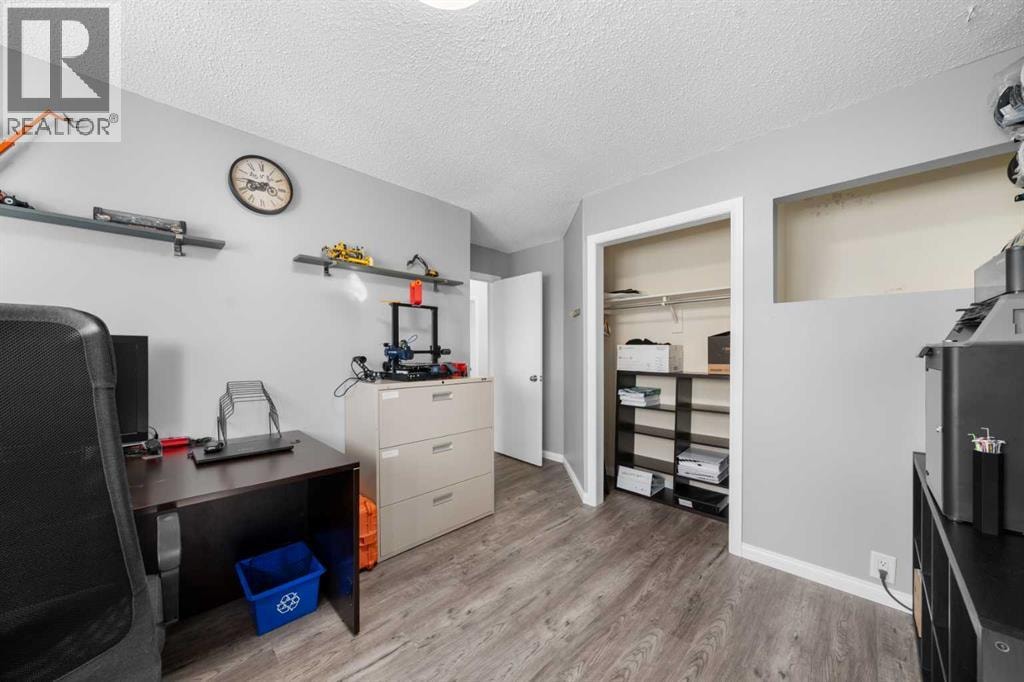 24 Cedardale Rise SW — photo 15