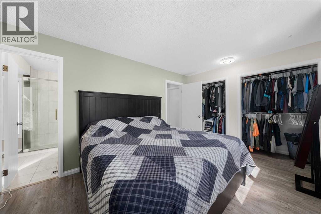 24 Cedardale Rise SW — photo 11