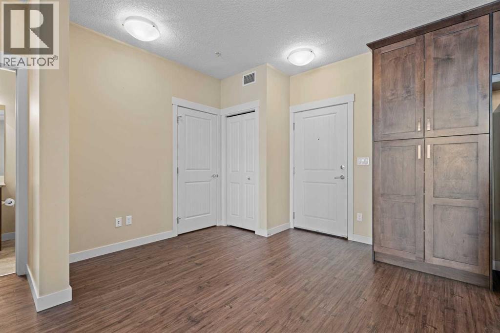5308, 522 Cranford Drive SE — photo 3