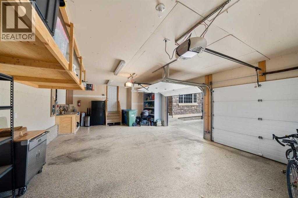 32 Evercreek Bluffs Crescent SW — photo 10