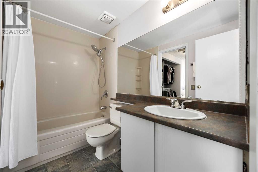 723 Queenston Terrace SE — photo 18