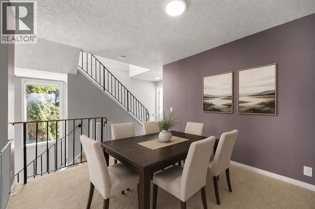 723 Queenston Terrace SE — photo 8