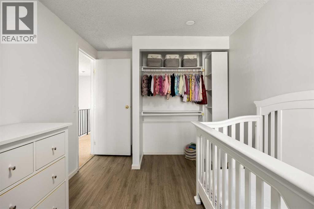 723 Queenston Terrace SE — photo 23
