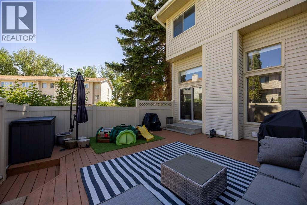 723 Queenston Terrace SE — photo 24