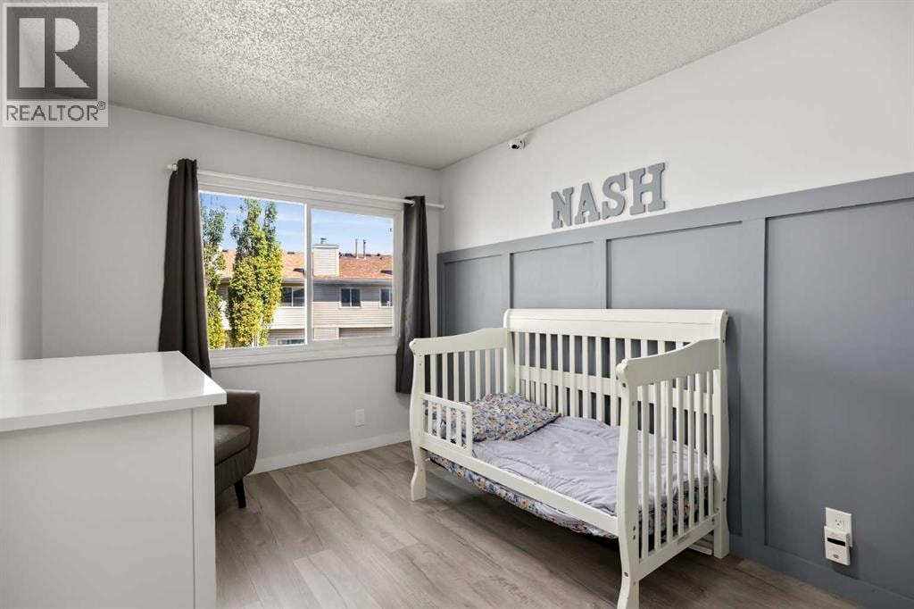 723 Queenston Terrace SE — photo 20