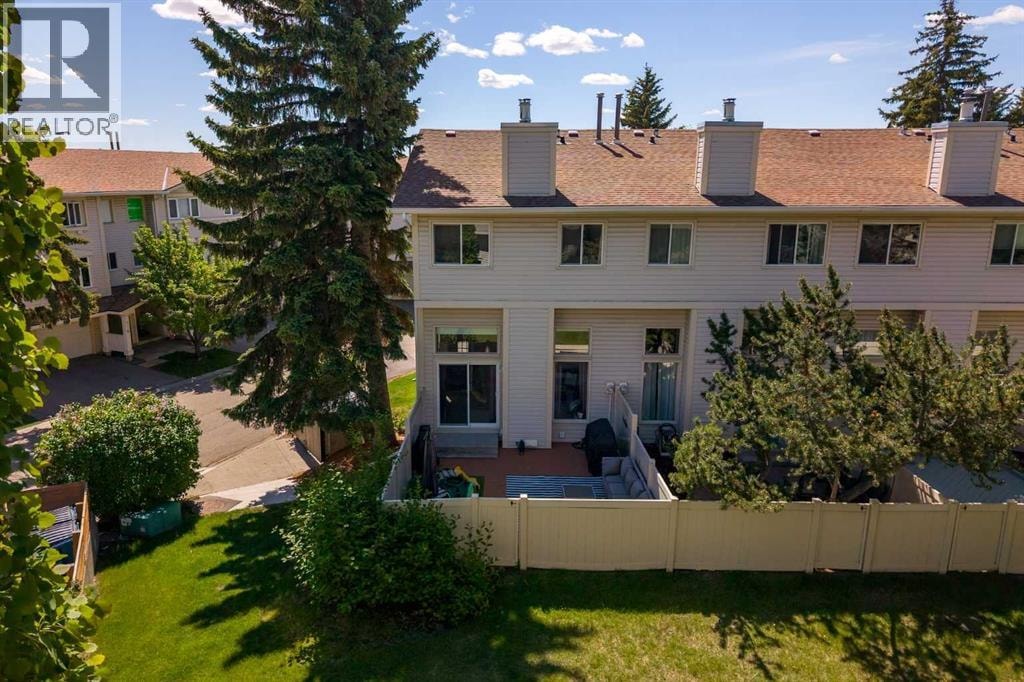 723 Queenston Terrace SE — photo 26