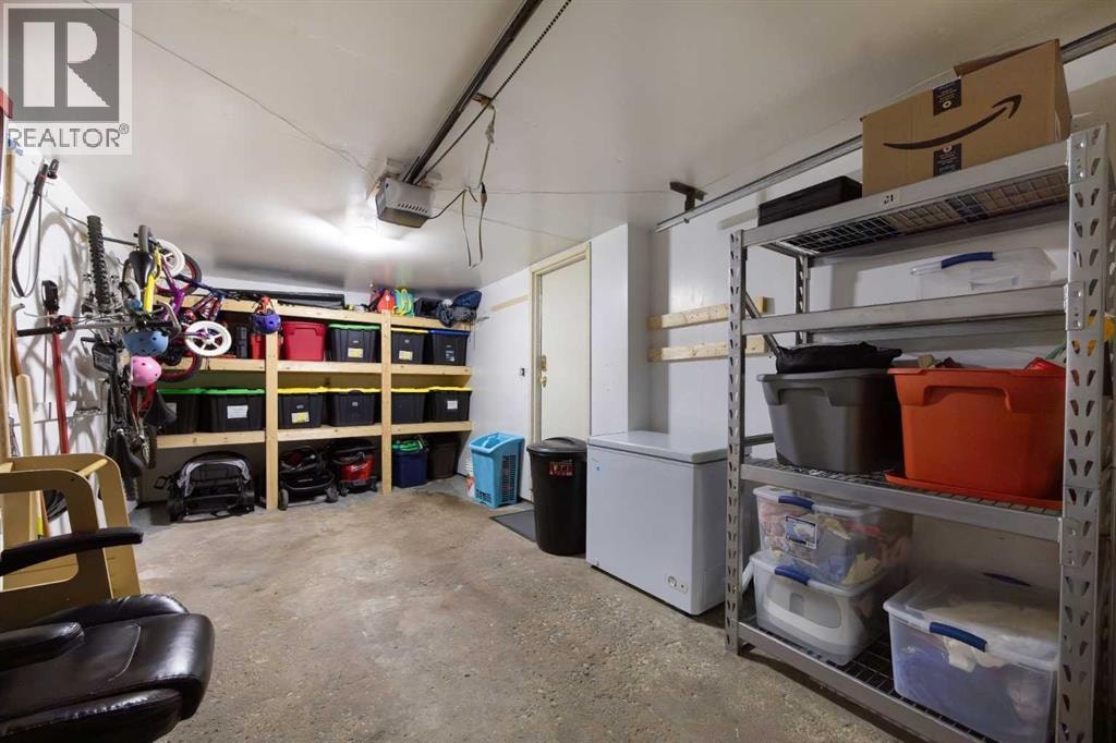 723 Queenston Terrace SE — photo 35