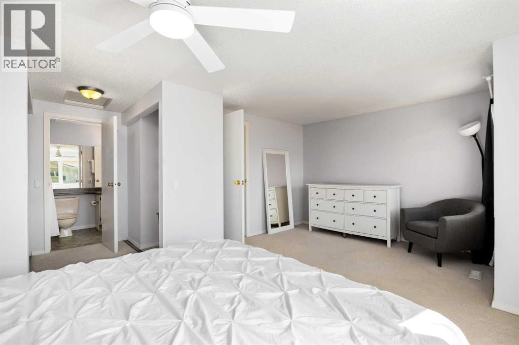 723 Queenston Terrace SE — photo 16