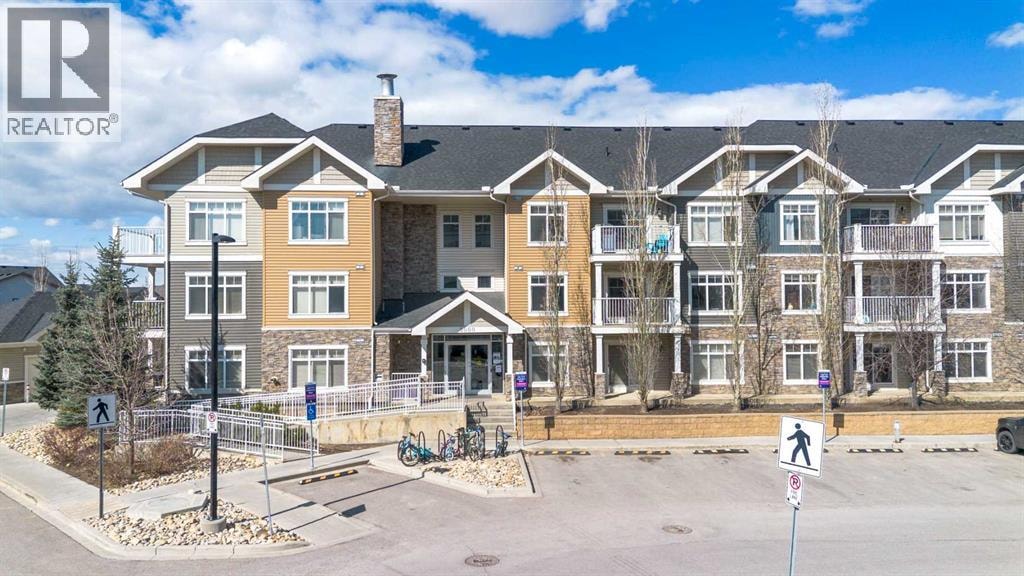 5209, 155 Skyview Ranch Way NE — photo 2