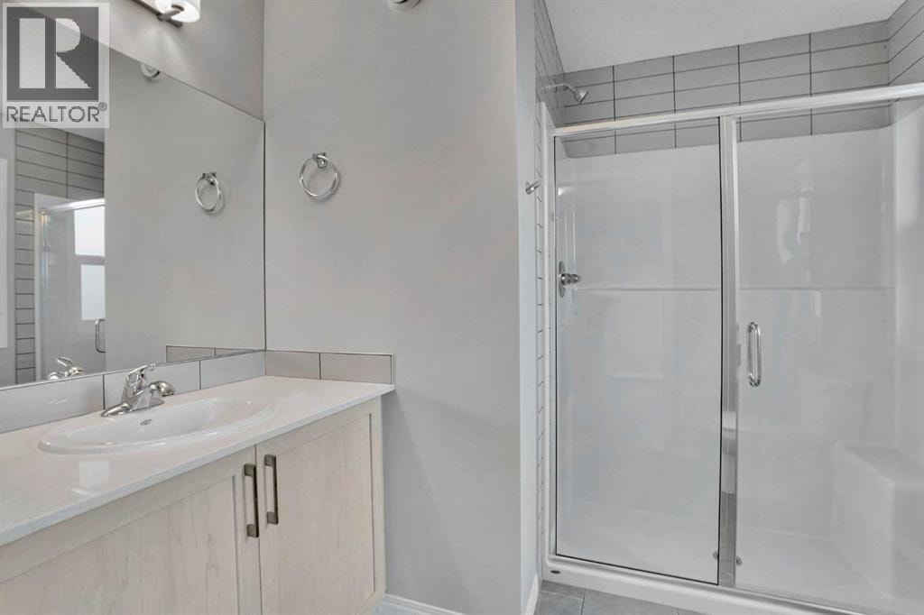 667 Wolf Willow Boulevard SE — photo 42