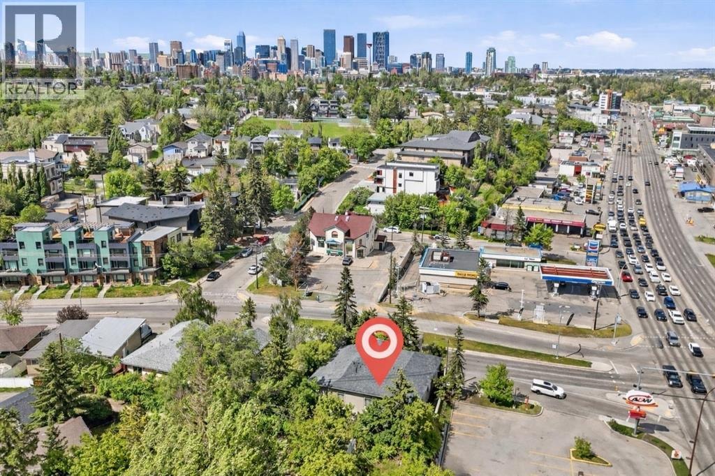 203 42 Avenue SW — photo 17