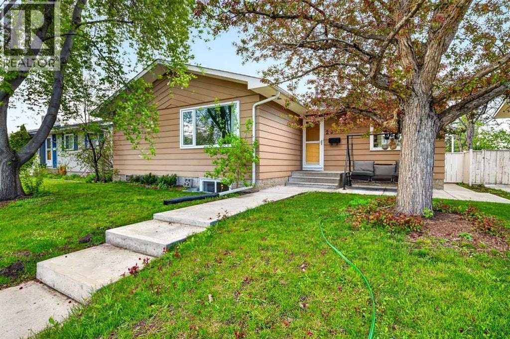 227 Martell Road NE — photo 3
