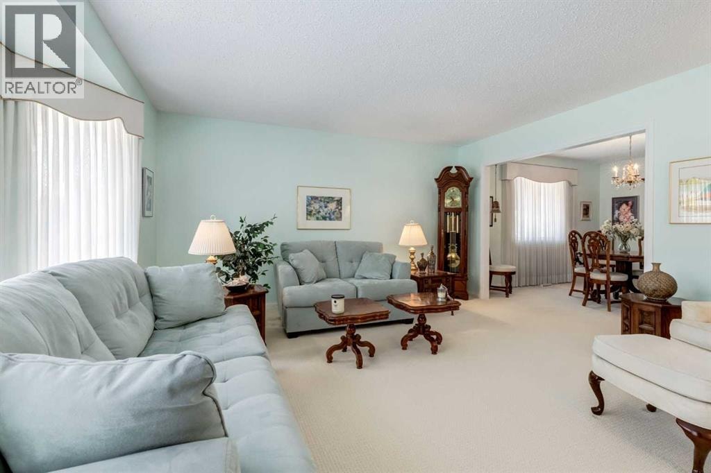 107 Valhalla Crescent NW — photo 4