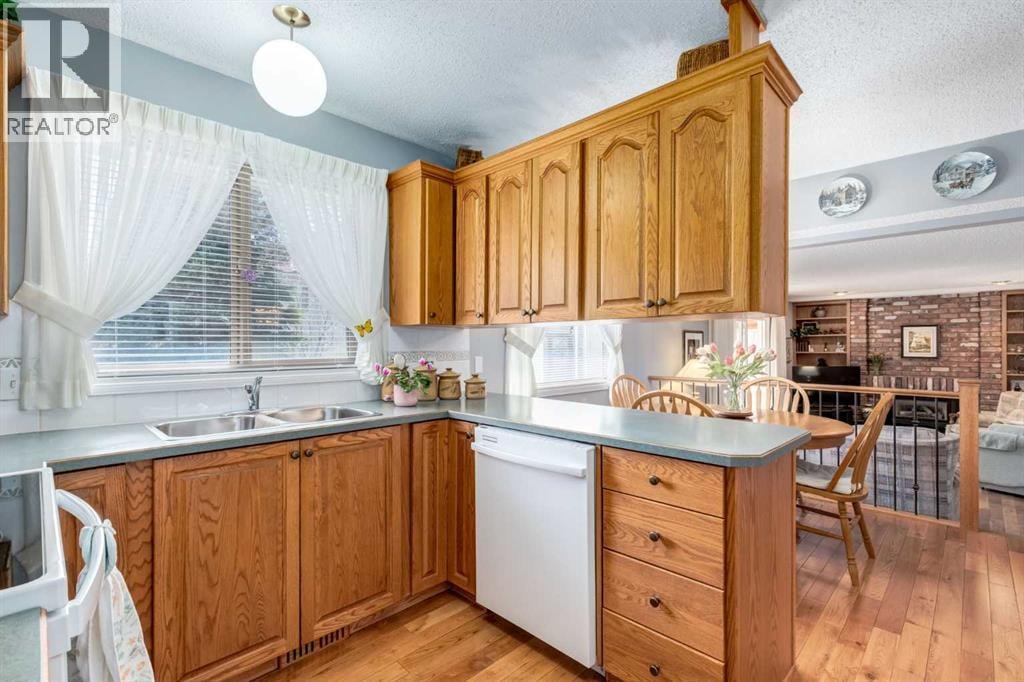 107 Valhalla Crescent NW — photo 7