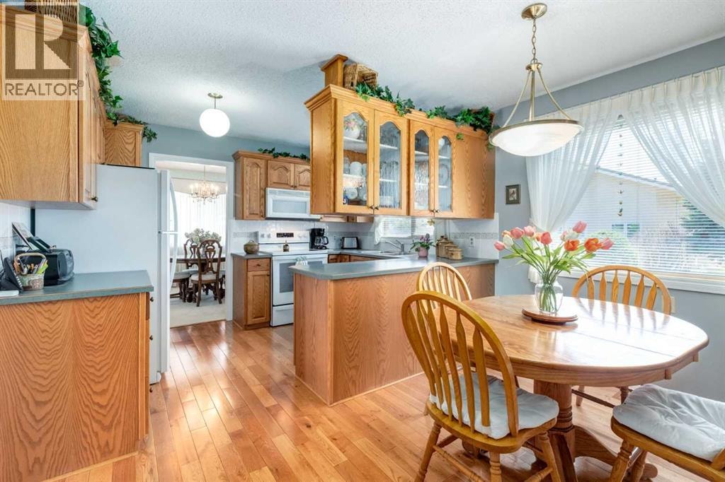107 Valhalla Crescent NW — photo 6