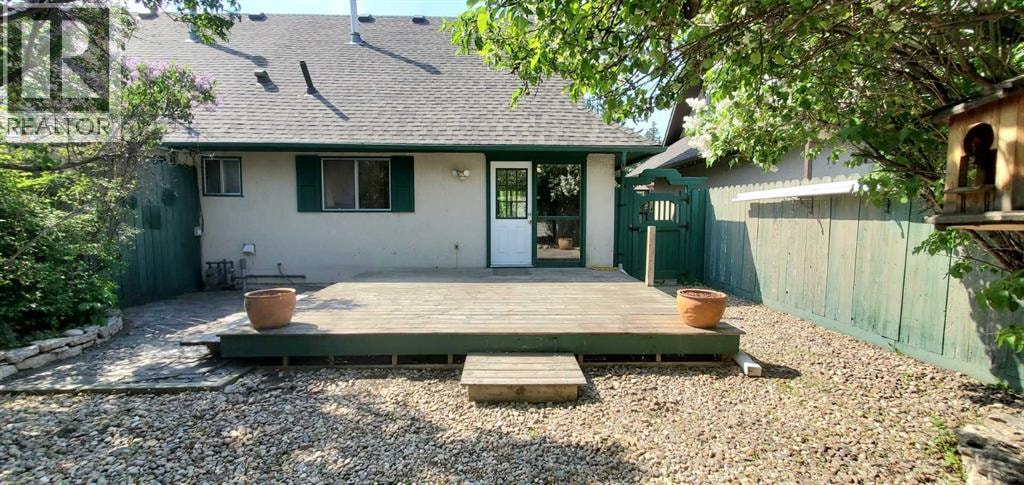 294 Southampton Drive SW — photo 35