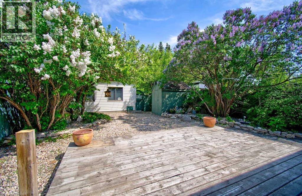 294 Southampton Drive SW — photo 36