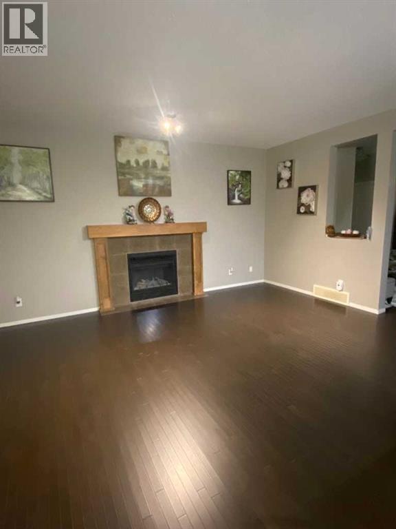 1600 Copperfield Boulevard SE — photo 10