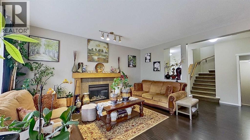 1600 Copperfield Boulevard SE — photo 9