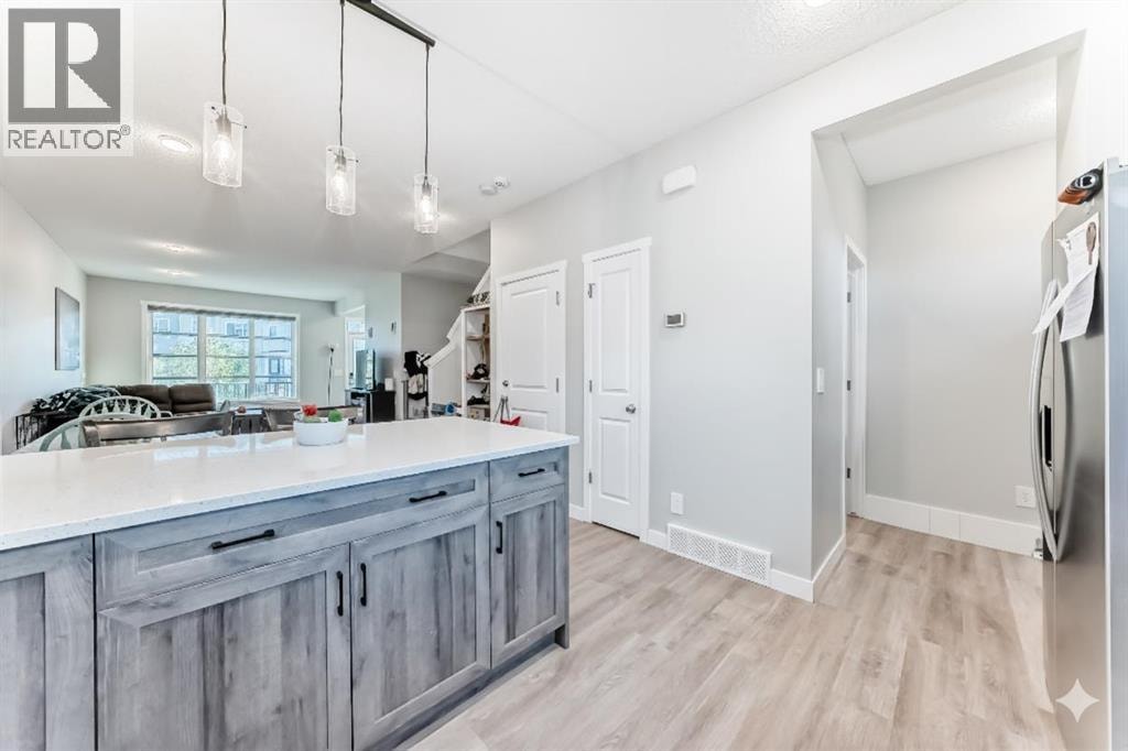7468 202 Avenue SE — photo 10