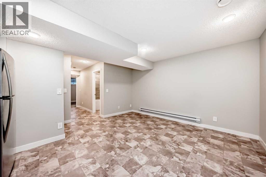 7468 202 Avenue SE — photo 25