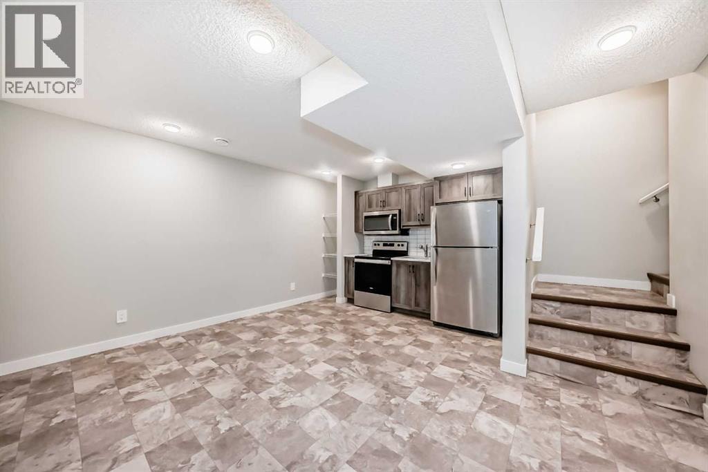 7468 202 Avenue SE — photo 22