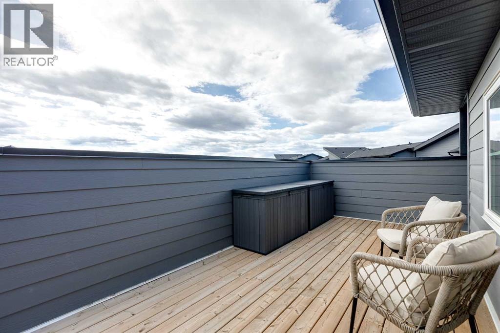 302, 260 Rowley Way NW — photo 30