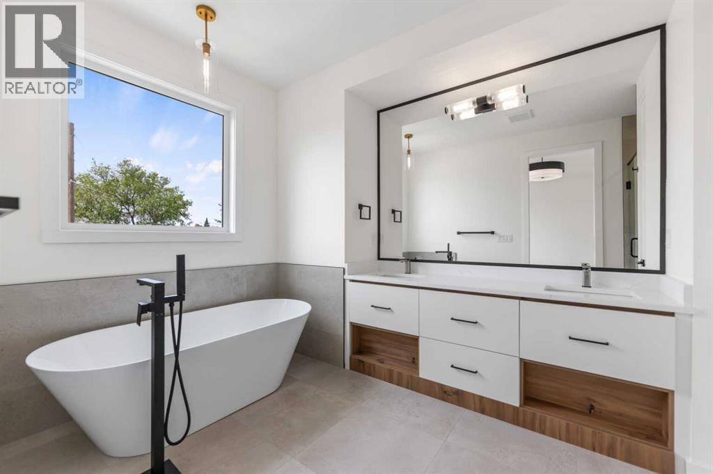 4651 79 Street NW — photo 34