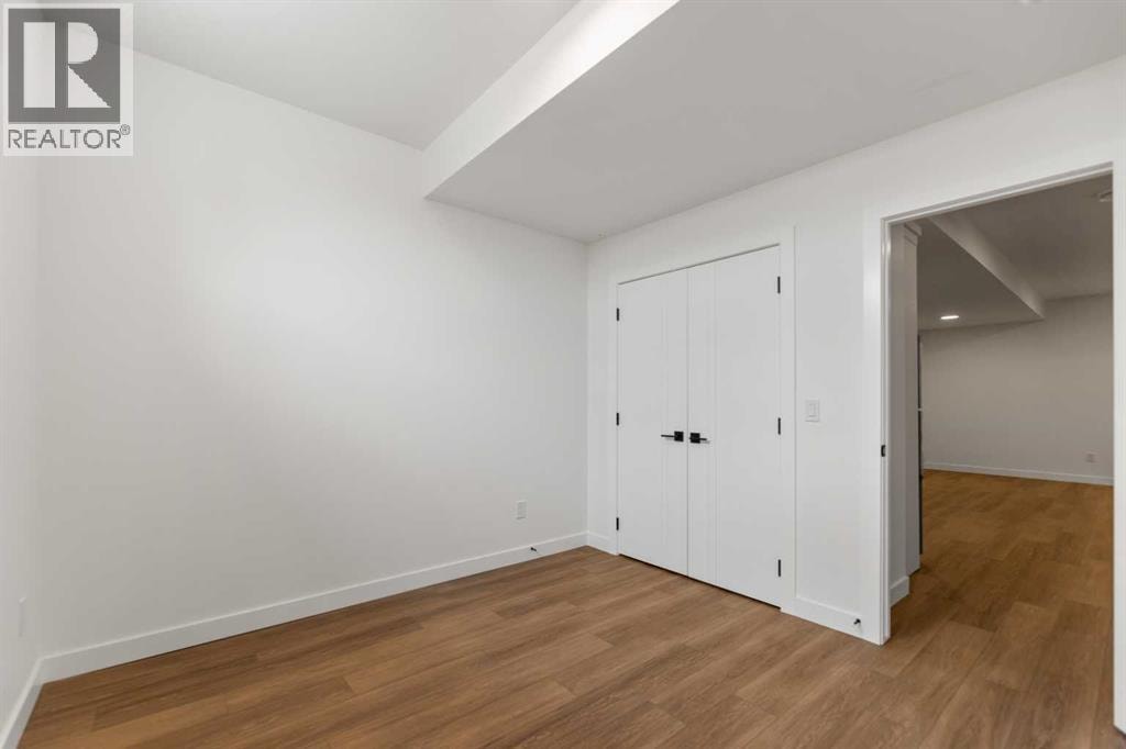 4651 79 Street NW — photo 44
