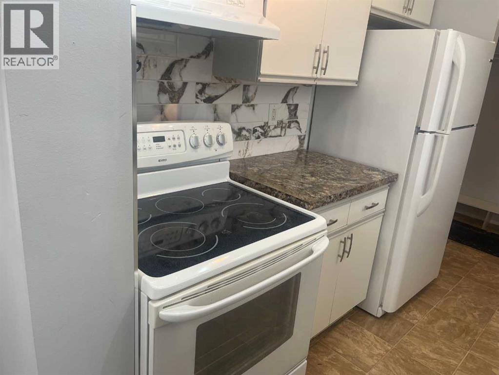 203, 21 Dover Point SE — photo 10