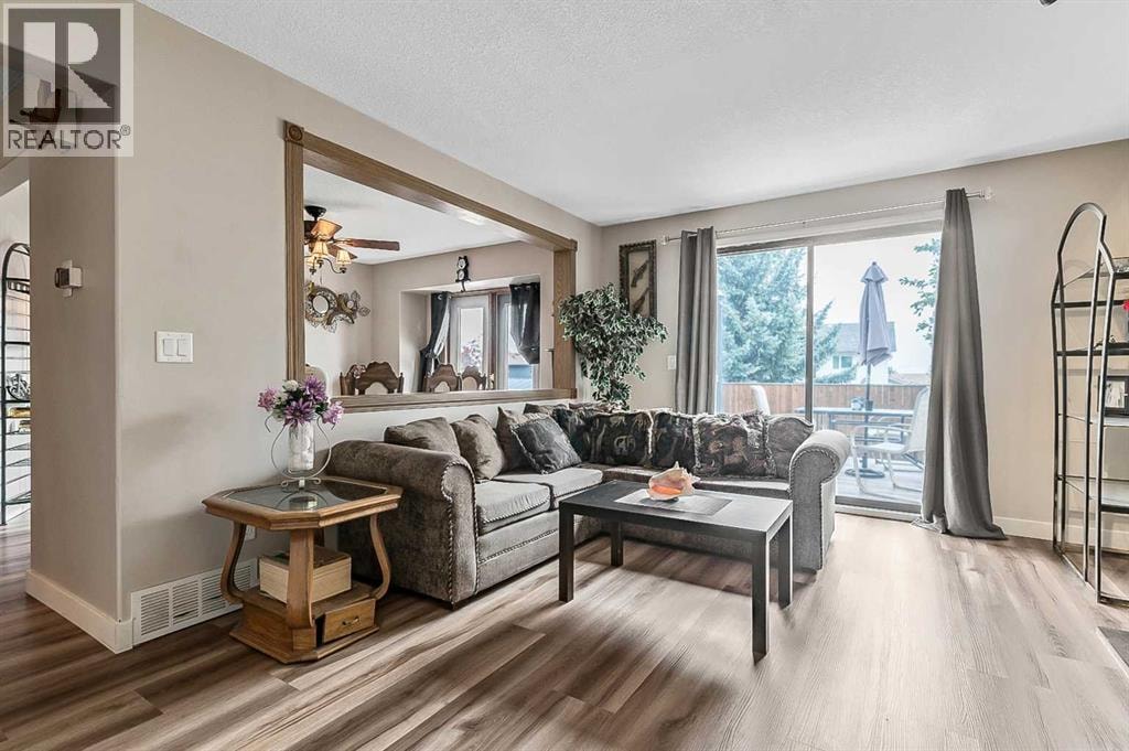 36 Millside Way SW — photo 8