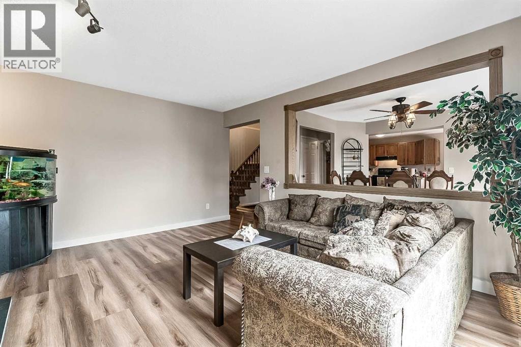 36 Millside Way SW — photo 9
