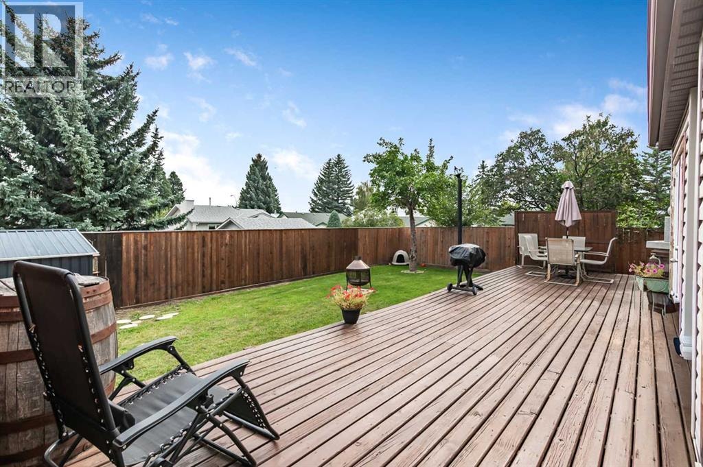 36 Millside Way SW — photo 35