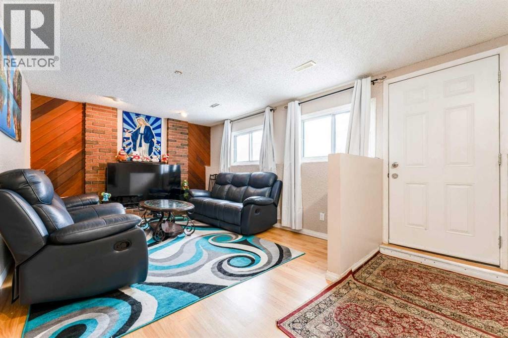 147 Templewood Drive NE — photo 20