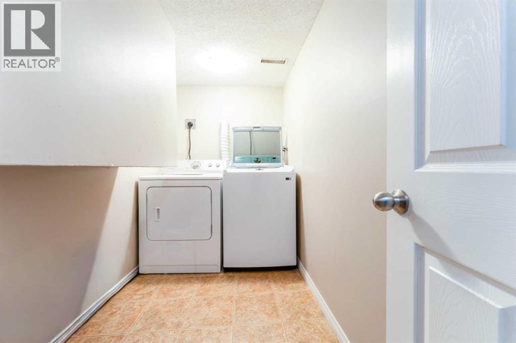 147 Templewood Drive NE — photo 18