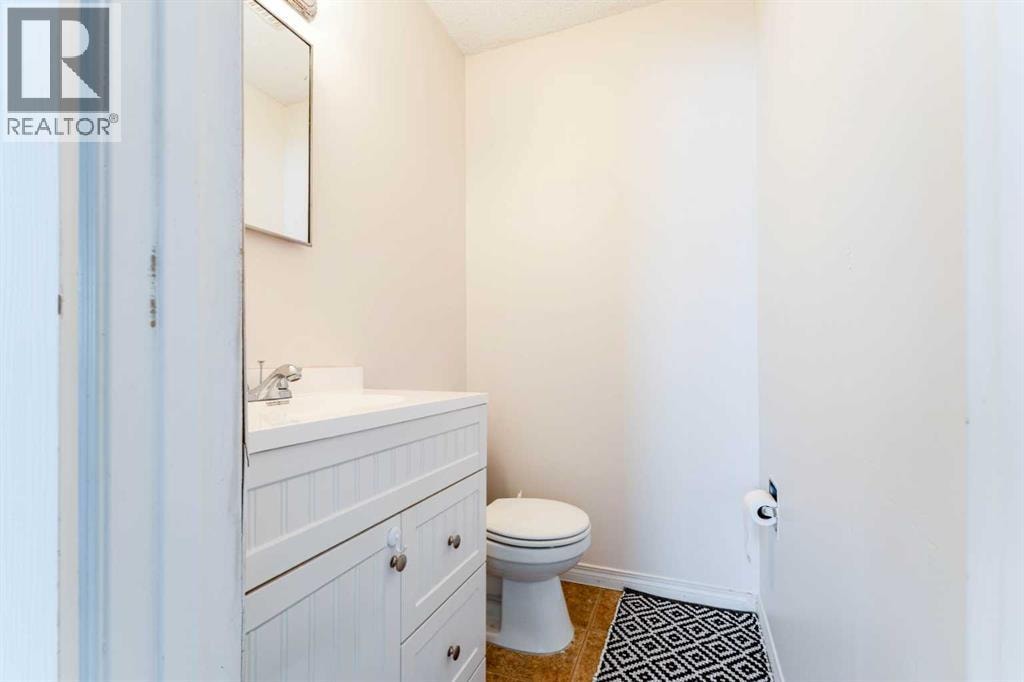147 Templewood Drive NE — photo 12