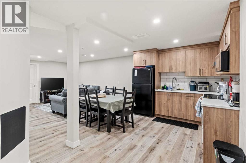 283 Belvedere Drive SE — photo 32