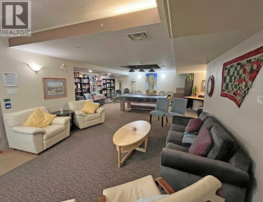 305, 30 Discovery Ridge Close SW — photo 37