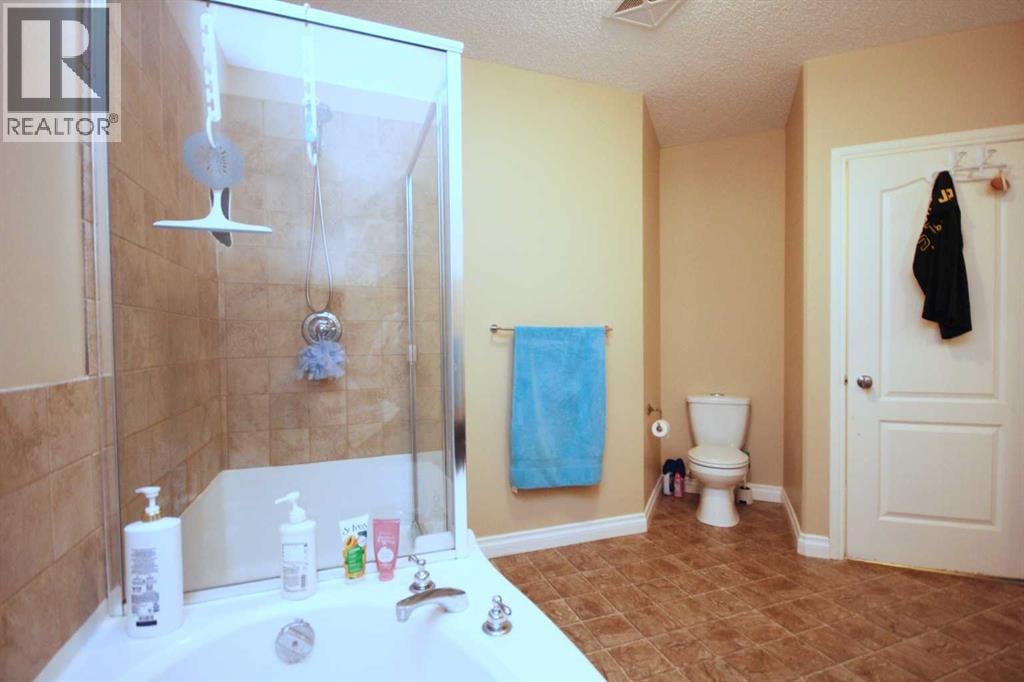 305, 30 Discovery Ridge Close SW — photo 25