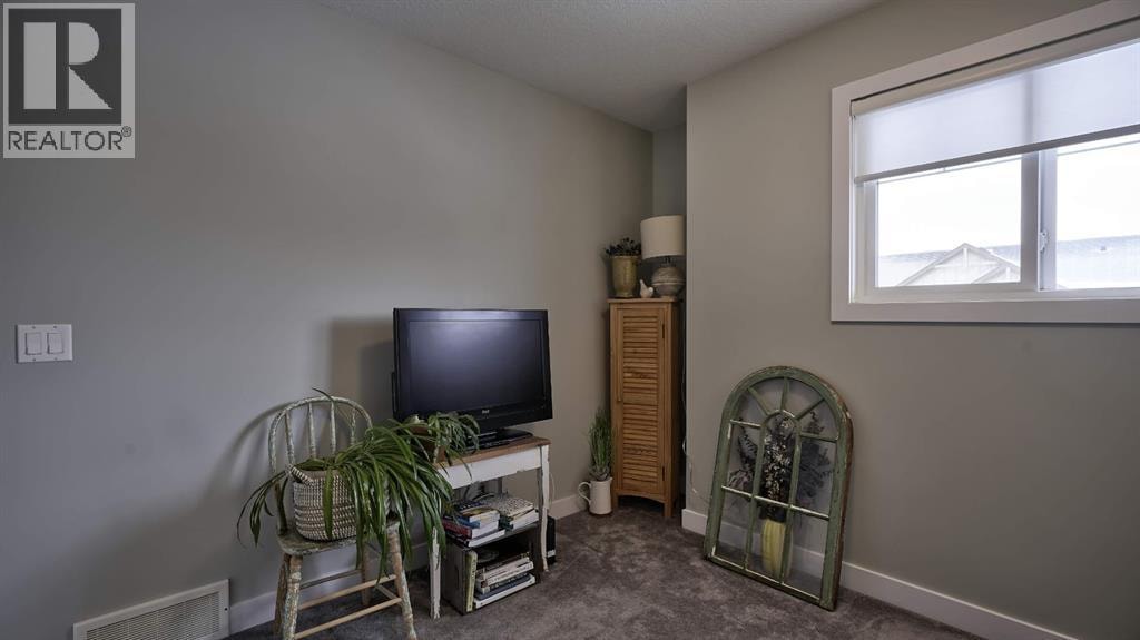 135 Reunion Loop NW — photo 35