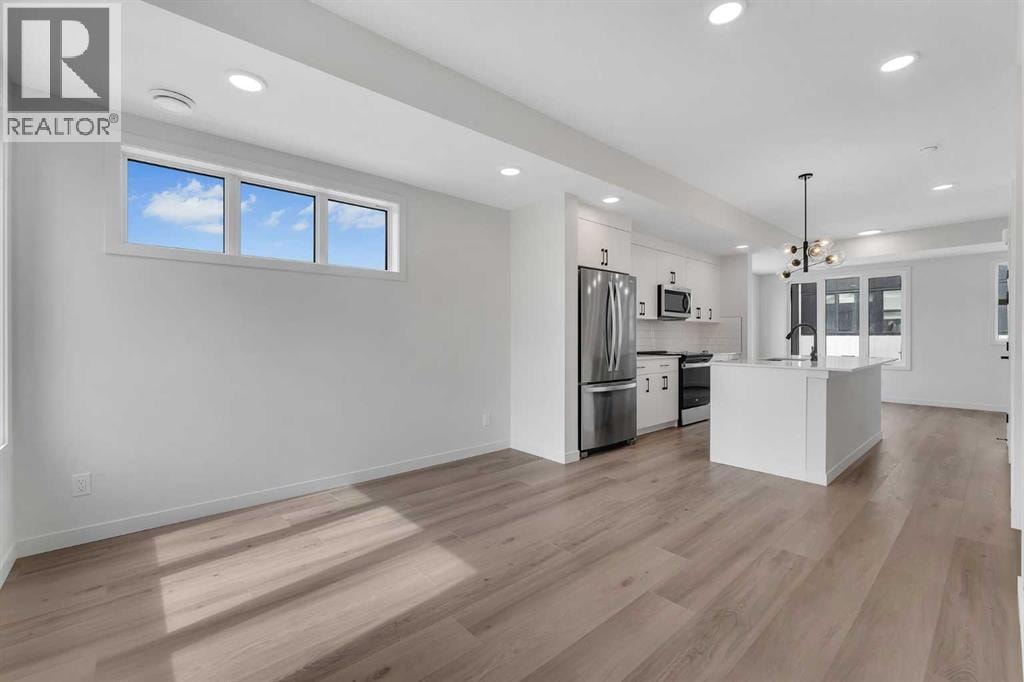 120 Arbour Lake Court NW — photo 4
