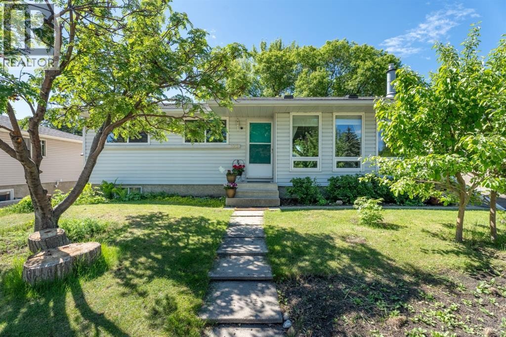 1019 Lysander Drive SE — photo 3