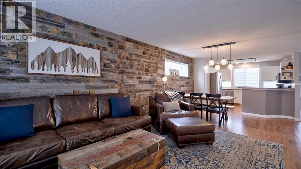 20 Tuscany Valley Park NW — photo 6