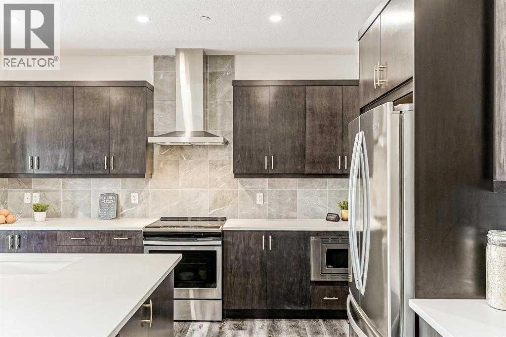 22 Howse Mount NE — photo 3